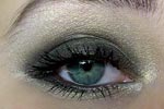 Легкий вечерний макияж для зеленых глаз